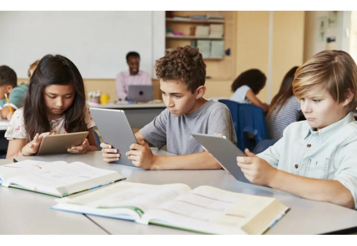 El cambio en la creación de redes K-12: Adaptación de la educación a la era digital